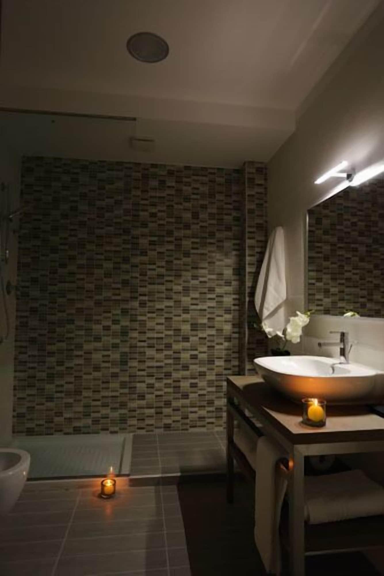 Turin Airport Hotel & Residence San Francesco al Campo Екстериор снимка